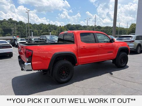 Used 2023 Toyota Tacoma TRD Pro AWD/4WD image 6