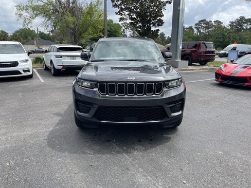 New 2026 Jeep Grand Cherokee Laredo X RWD image 2