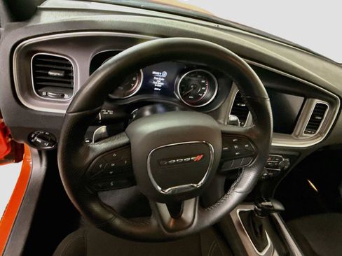 Used 2022 Dodge Charger SXT w/ Driver Convenience Group AWD/4WD image 5