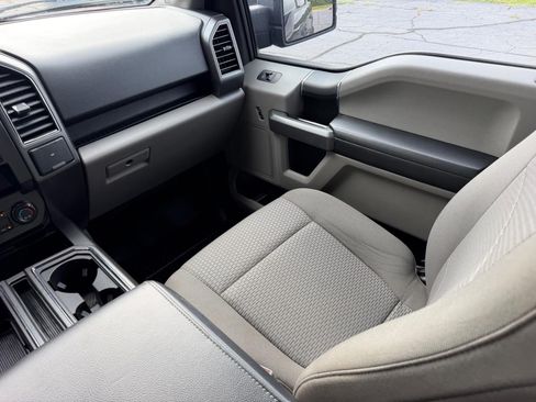 Used 2017 Ford F150 XLT AWD/4WD image 16