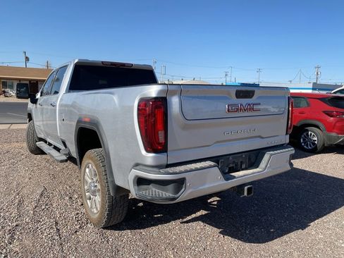 Used 2021 GMC Sierra 3500 Denali w/ Technology Package AWD/4WD image 3
