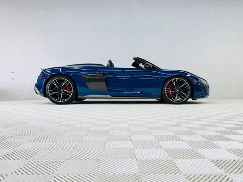 Used 2020 Audi R8 V10 performance AWD/4WD image 2