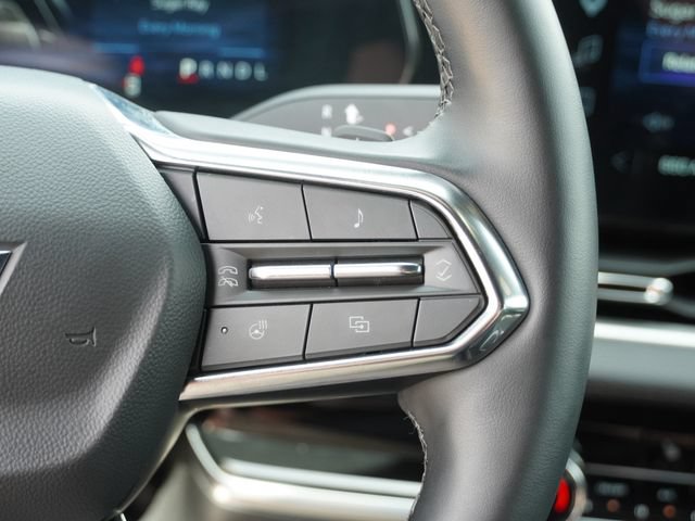Used 2026 Chevrolet Equinox LT w/ Convenience Package II FWD image 28
