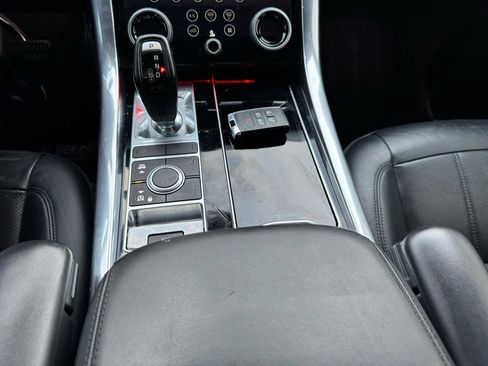Used 2019 Land Rover Range Rover Sport HSE AWD/4WD image 29
