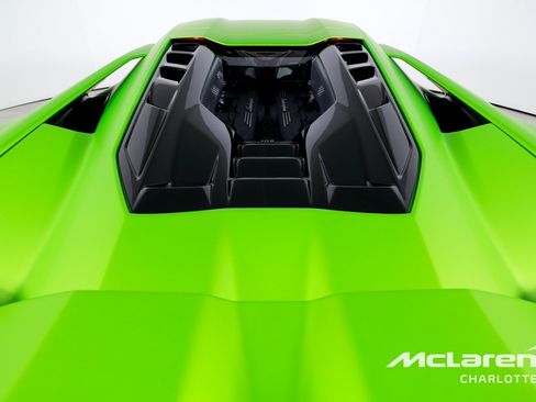 Used 2024 Lamborghini Revuelto AWD/4WD image 25