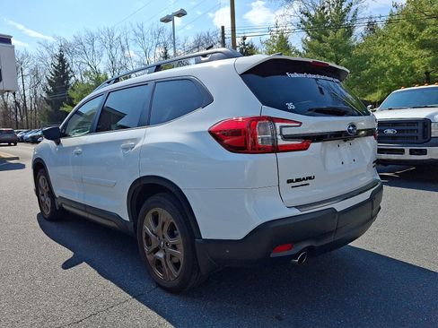 Certified 2025 Subaru Ascent Bronze Edition AWD/4WD image 6