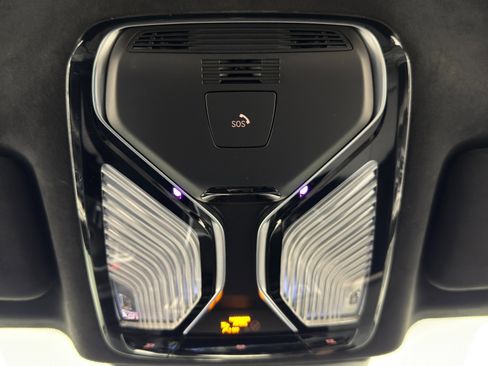 Used 2025 BMW M8 Competition w/ M Carbon Exterior Package image 37