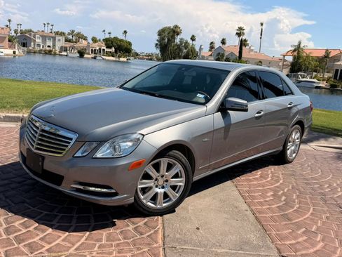 Used 2012 Mercedes-Benz E 350 Sedan image 25