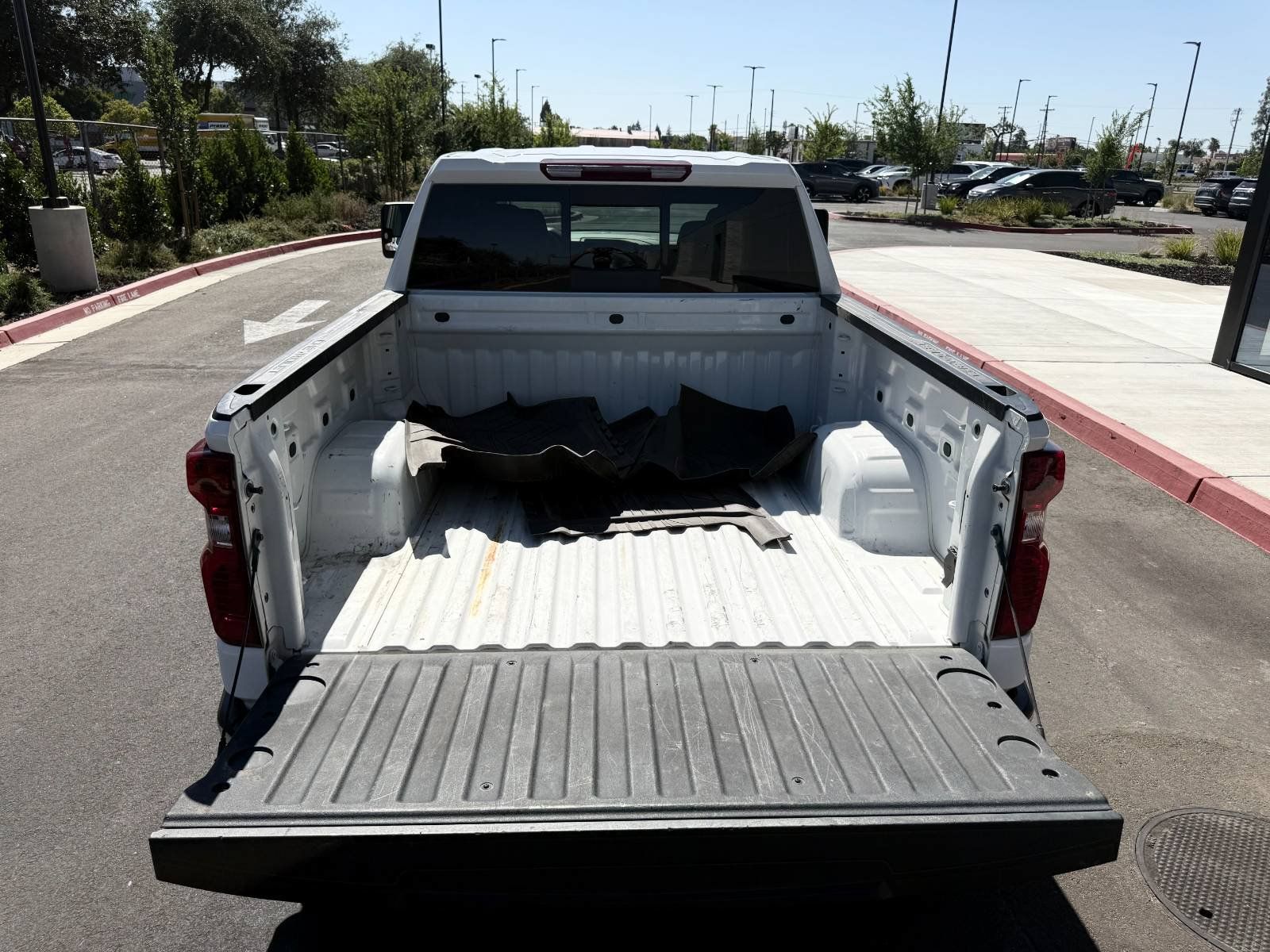 Used 2024 Chevrolet Silverado 1500 LT w/ Convenience Package II AWD/4WD image 13