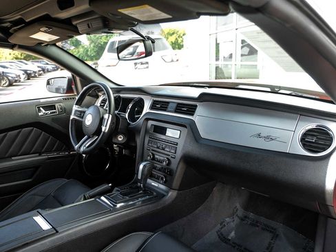 Used 2013 Ford Mustang Premium image 13
