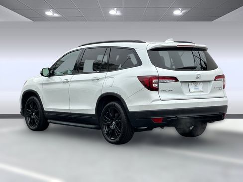 Certified 2022 Honda Pilot Black Edition image 3