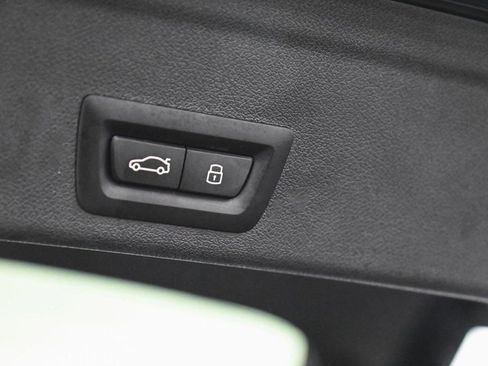Used 2024 BMW X6 xDrive40i AWD/4WD image 45