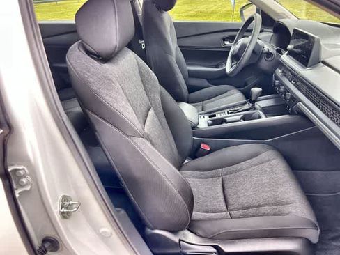 Used 2026 Honda Accord SE image 12