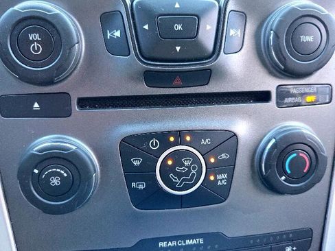 Used 2012 Ford Explorer Base 4WD w/ Class III Trailer Tow Pkg image 23