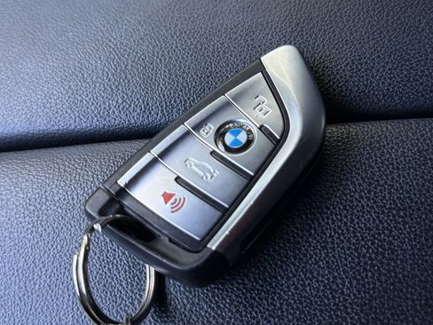 Used 2022 BMW X5 xDrive40i w/ Premium Package AWD/4WD image 28