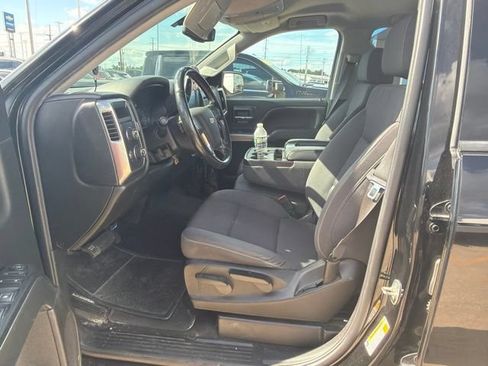 Used 2019 Chevrolet Silverado 1500 LT AWD/4WD image 7