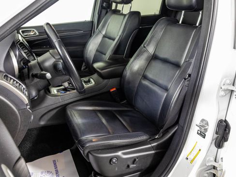 Used 2022 Jeep Grand Cherokee Limited AWD/4WD image 24