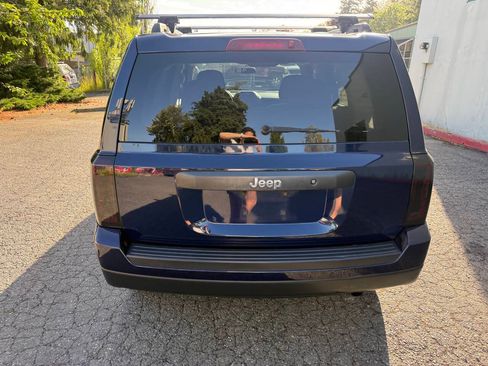 Used 2012 Jeep Patriot Sport FWD image 4