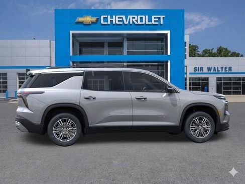 New 2026 Chevrolet Traverse LT image 6