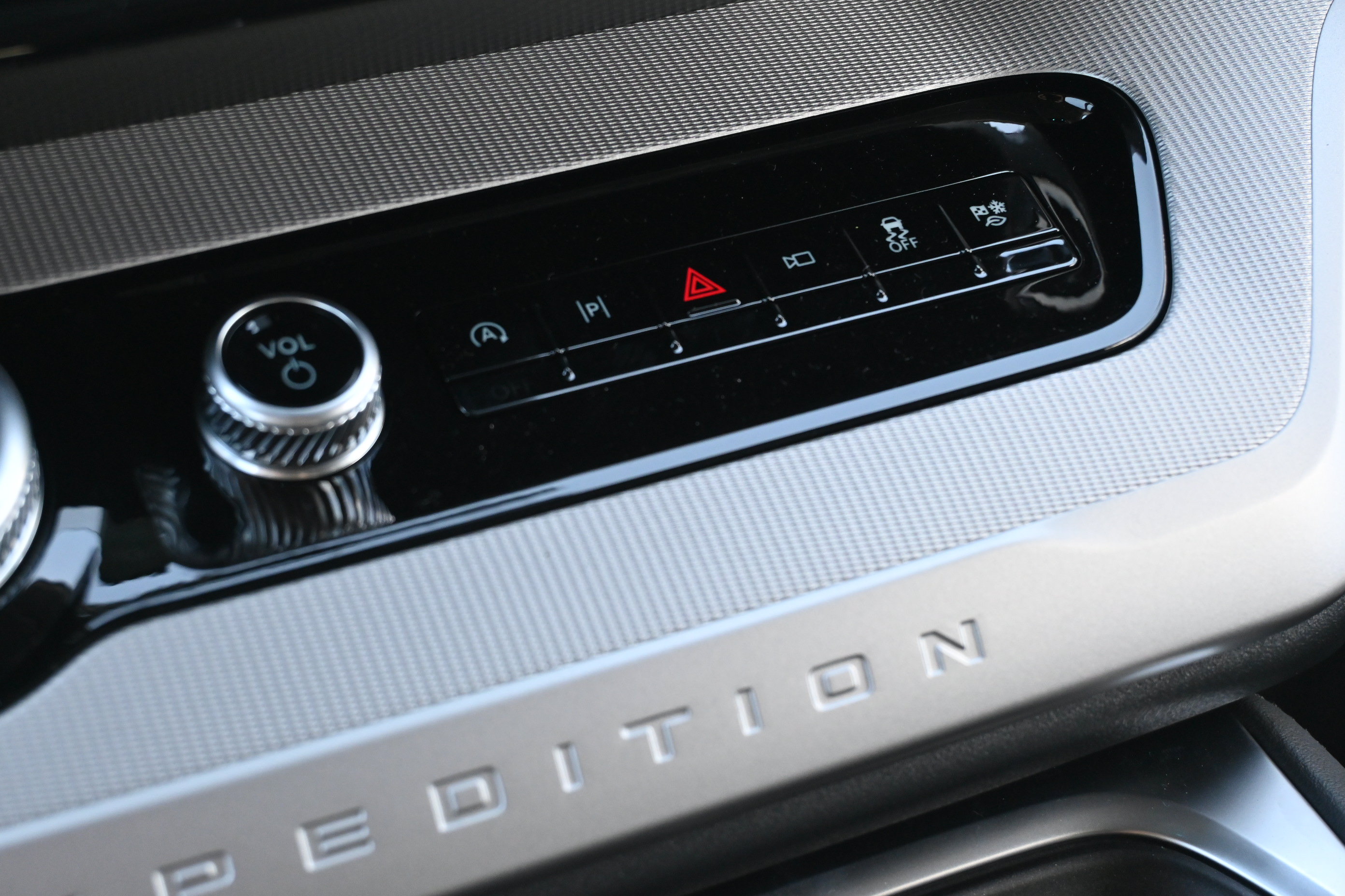 New 2027 Ford Expedition Active RWD image 25