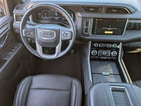 Certified 2023 GMC Yukon Denali AWD/4WD image 10