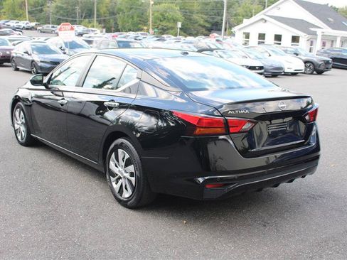 Used 2025 Nissan Altima 2.5 S FWD image 6