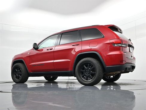 Used 2021 Jeep Grand Cherokee Trailhawk image 37