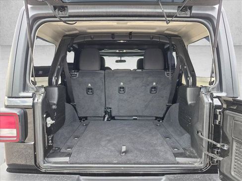 Used 2022 Jeep Wrangler Unlimited Sport AWD/4WD image 6