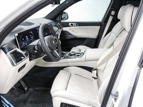New 2026 BMW X7 M60i w/ Executive Package AWD/4WD image 20