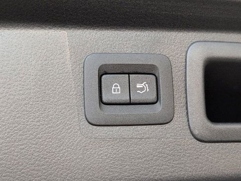 Used 2025 MAZDA CX-50 AWD 2.5 S w/ Weather Package image 17