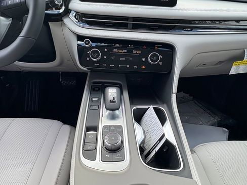 New 2026 INFINITI QX60 Luxe FWD image 12