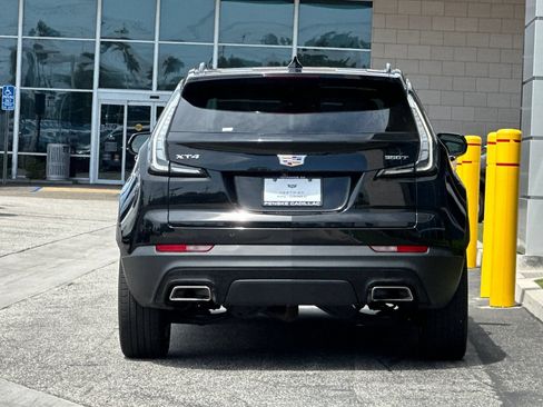 Used 2023 Cadillac XT4 Sport w/ Cold Weather Package FWD image 5