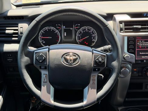 Used 2022 Toyota 4Runner TRD Sport w/ Technology Package AWD/4WD image 13