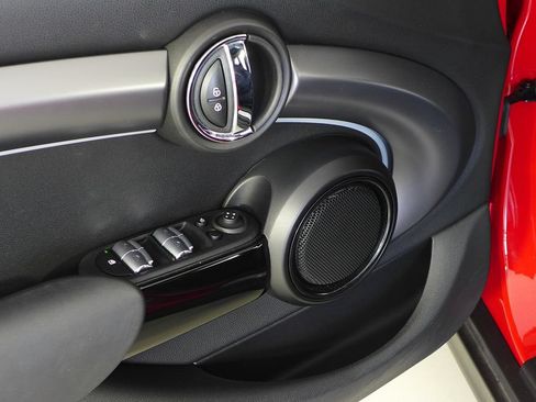 Used 2023 MINI Cooper S FWD image 12
