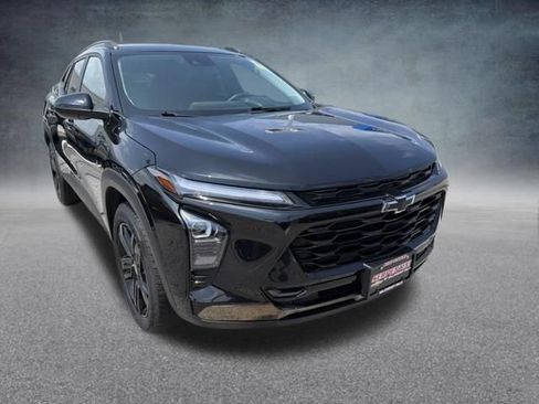 Certified 2024 Chevrolet Trax ACTIV w/ Sunroof Package FWD image 5
