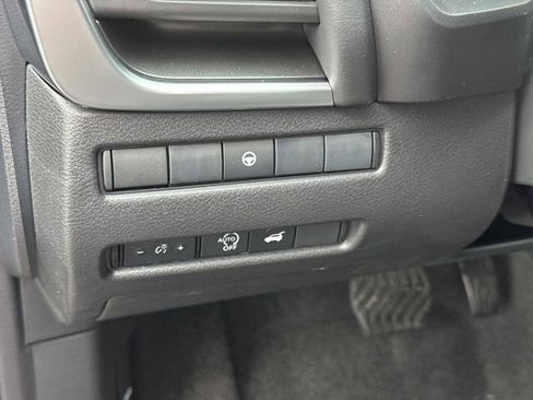 New 2026 Nissan Rogue SV image 25