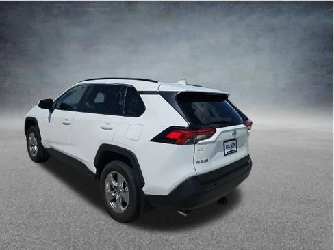 Used 2024 Toyota RAV4 XLE FWD image 6