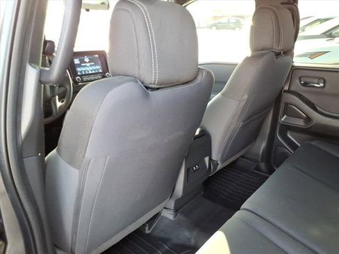 Used 2023 Nissan Frontier SV w/ Midnight Edition Package image 13