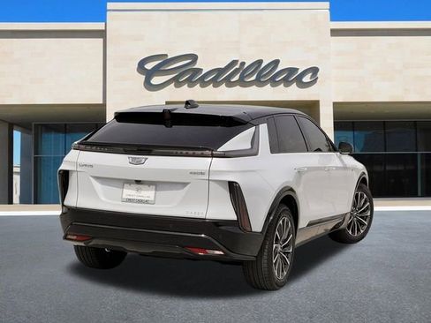 New 2026 Cadillac Lyriq Sport RWD image 3