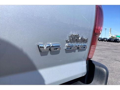 Used 2006 Toyota Tacoma 4x4 Access Cab V6 image 9
