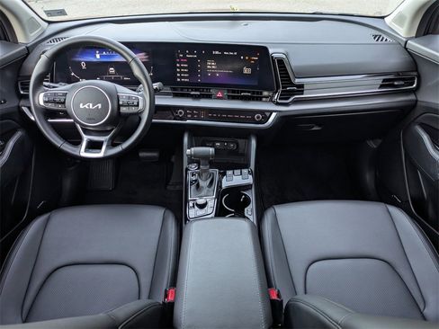 Used 2025 Kia Sportage SX image 15