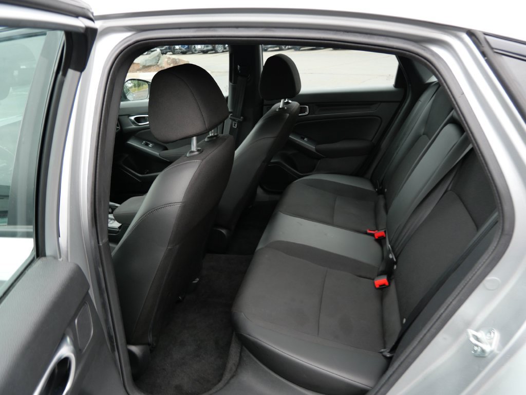 Used 2025 Honda Civic Sport image 11