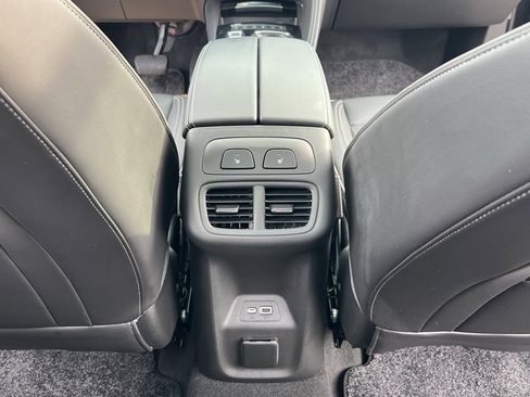 Used 2023 Buick Envision Avenir image 37