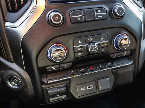 Used 2020 Chevrolet Silverado 1500 LT w/ All-Star Edition image 19