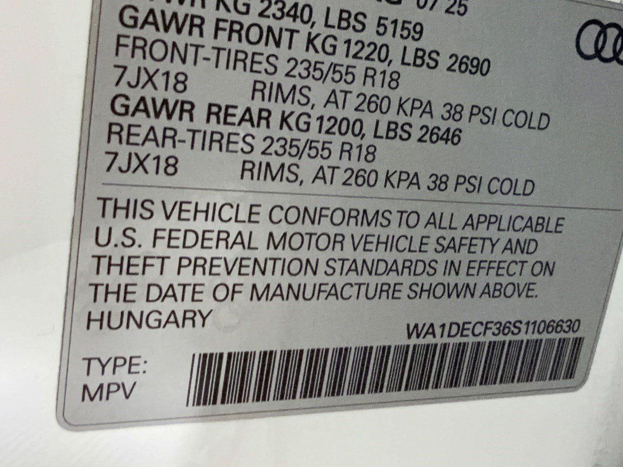 Used 2025 Audi Q3 2.0T Premium w/ Convenience Package AWD/4WD image 32
