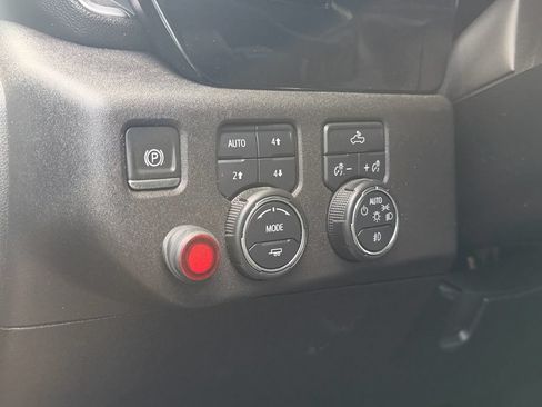 Used 2024 Chevrolet Silverado 1500 RST AWD/4WD image 12