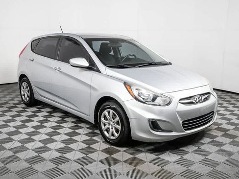 Used 2014 Hyundai Accent GS image 1