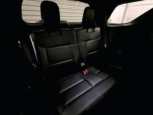 Used 2020 Ford Explorer ST w/ ST Street Pack image 28