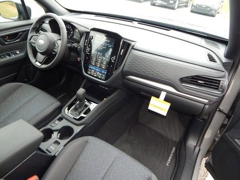 Used 2025 Subaru Forester Premium w/ Convenience Package #1 AWD/4WD image 19