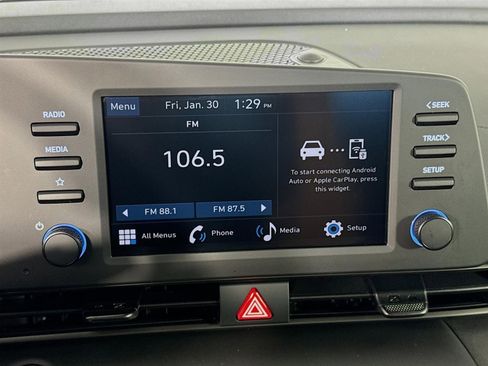New 2026 Hyundai Elantra SEL Sport FWD image 15